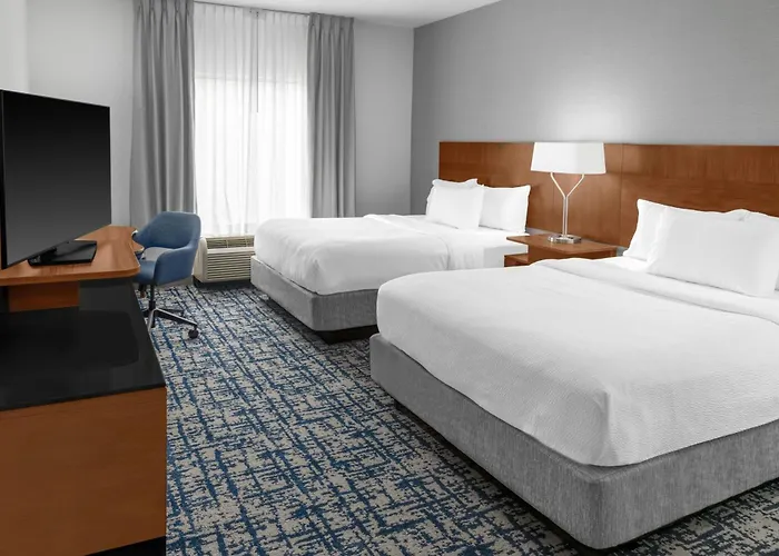 Fairfield Inn And Suites By Marriott Calhoun